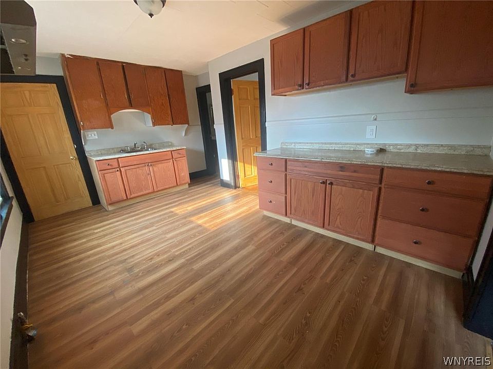 244 Vermont St Buffalo NY Zillow