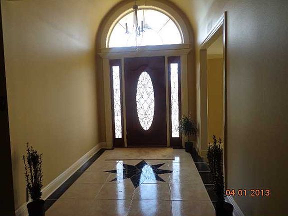 2nd image of 10 Kristen Ct