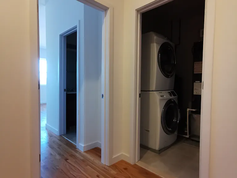 521 N 34th St #B1 — Photo 17