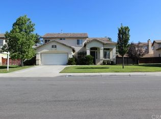838 W Chaparral St, Rialto, CA 92376