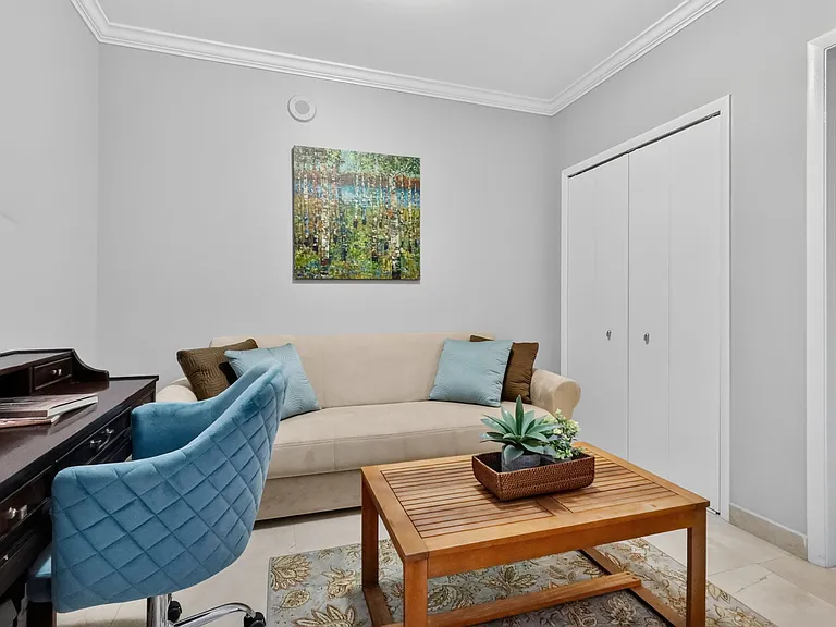 17001 Collins Ave #3402 — Photo 14