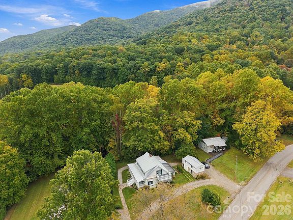 5th image of 125 Timberline Dr