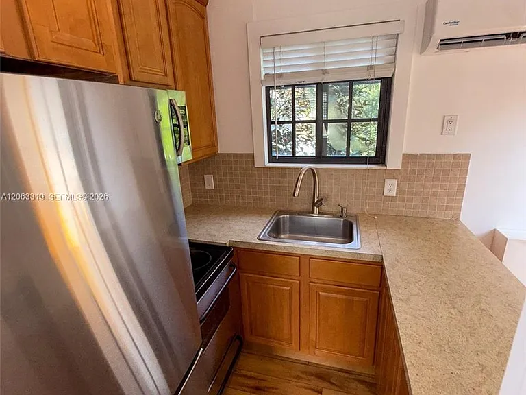 1222 Salzedo St #4 — Photo 4
