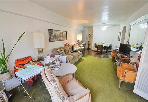 3rd image of 665 Thwaites Pl APT 3L