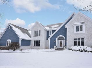 8715 W Daventry Rd, Mequon, WI 53097
