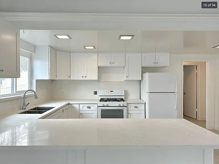 148 Ventura Ave — Photo 14