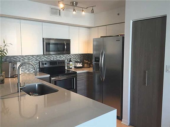 3rd image of 1155 Brickell Bay Dr APT 1108