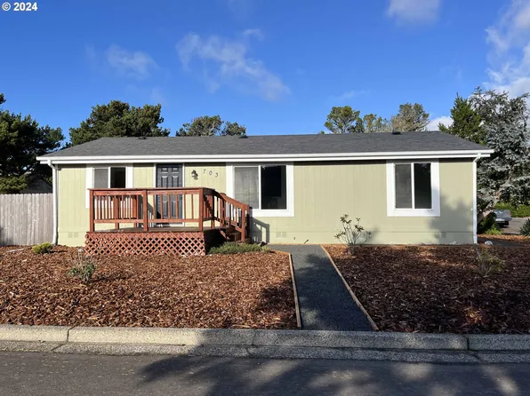 703 Quanagh Ct, Florence, OR 97439