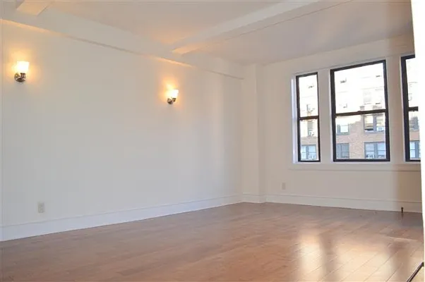 Rented by Citi Habitats | media 28