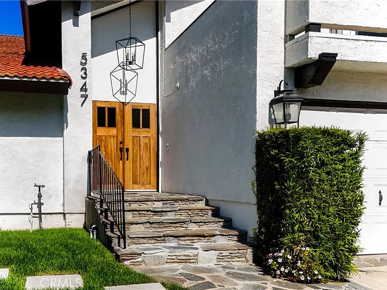5347 Cangas Dr — Photo 3
