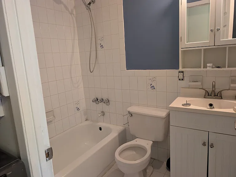 88-23 85th St #1M — Photo 4