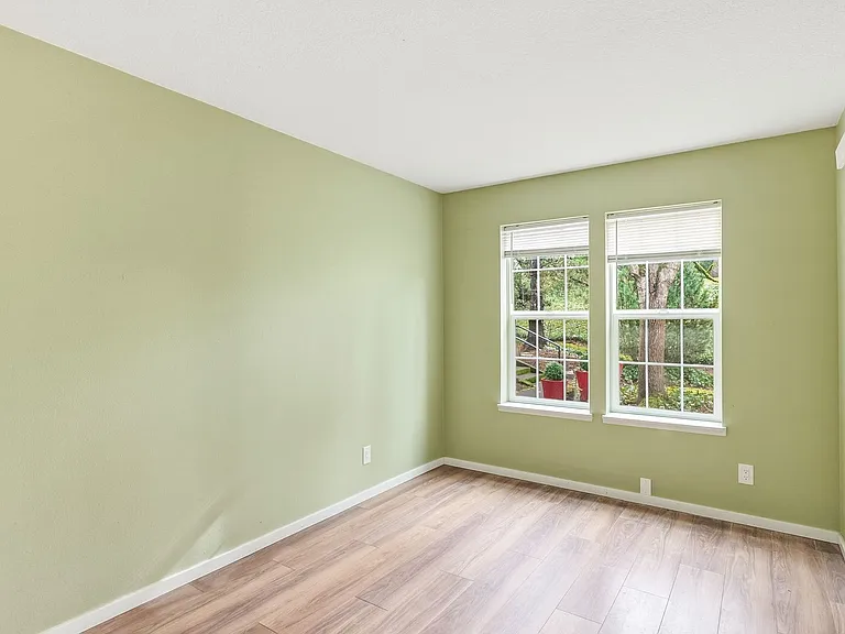 8540 SW Curry Dr #B — Photo 6