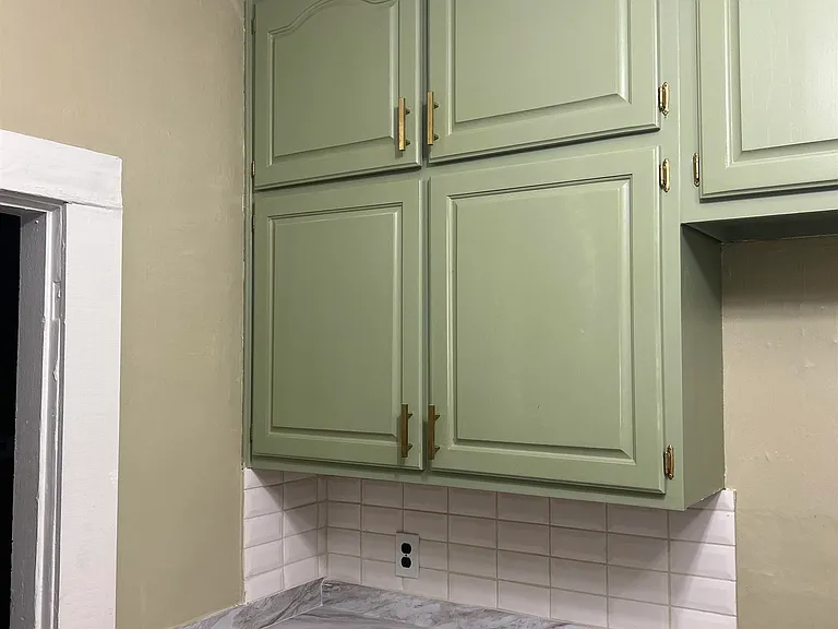 1804 Foster Ave — Photo 8