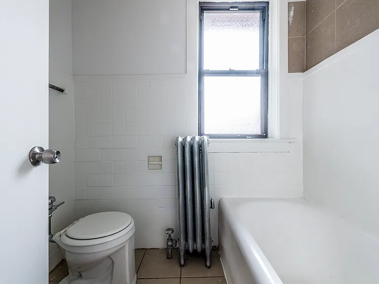 8951 S Ada St — Photo 9