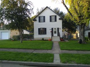 325 15th Ave S, Fargo, ND 58103