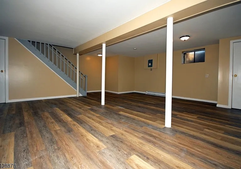 76 E Farm Rd #E — Photo 13