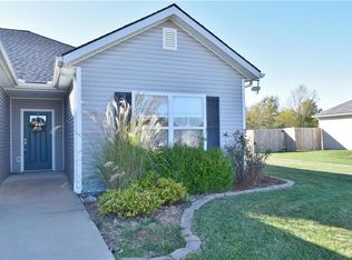 386 SE 971st Rd, Knob Noster, MO 65336