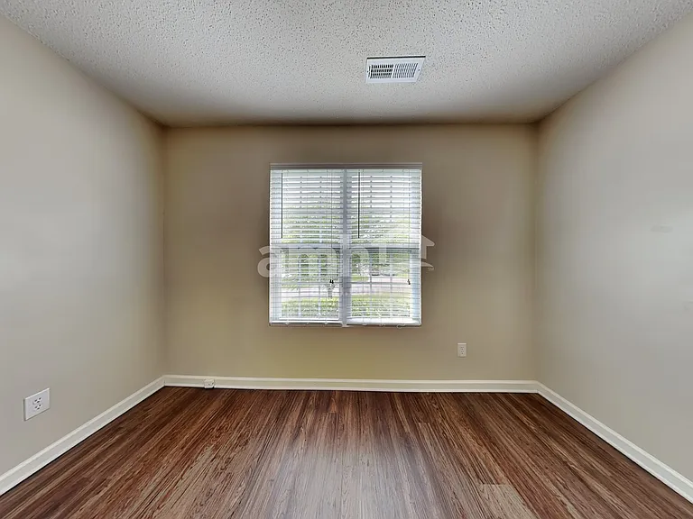3087 Canterbury Park Dr — Photo 15