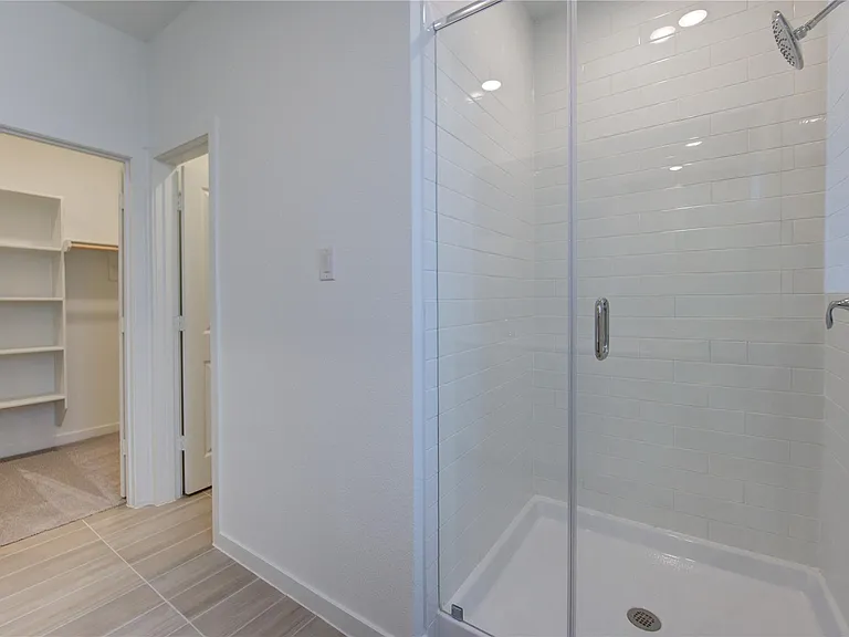 1047 Blue Stone Dr — Photo 45