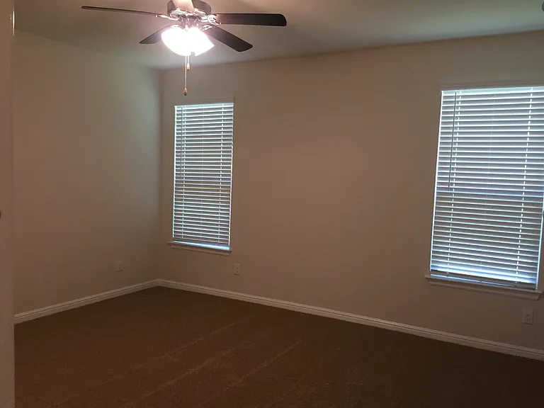 1045 Spanish Needle Trl — Photo 4