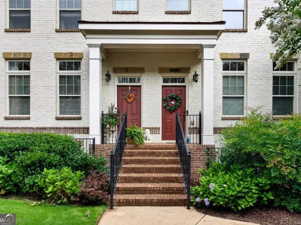 7690 Willoughby Ct, Alpharetta, GA 30005