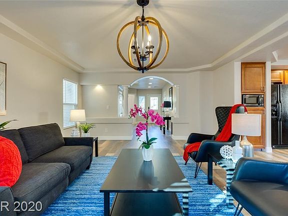 2nd image of 6805 Villa Creek Ct