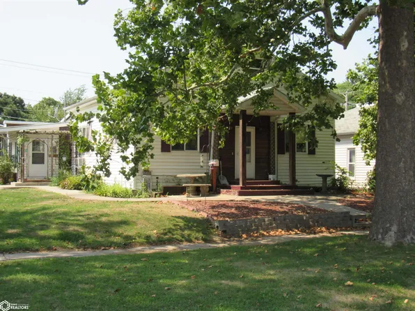 502 S Walnut St, Creston, IA 50801