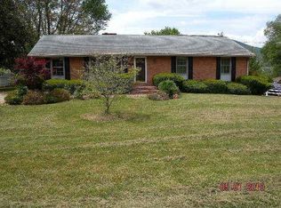 71 Barbara Ln, Roanoke, VA 24019