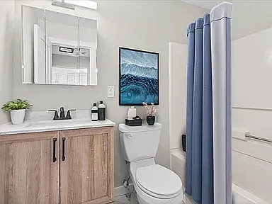 The Tides Luxury Apartments — Photo 3