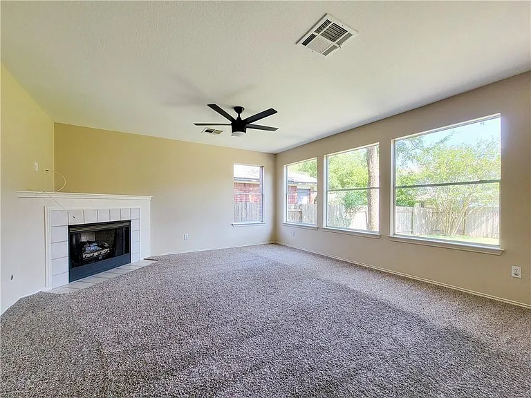610 Cenizo Path — Photo 4