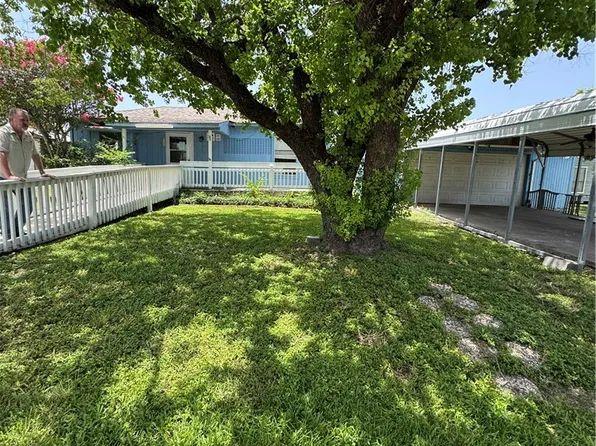 4425 Church St, Corpus Christi, TX 78410