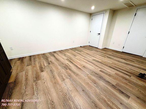5th image of 1550 Howes Pl SW #Basement