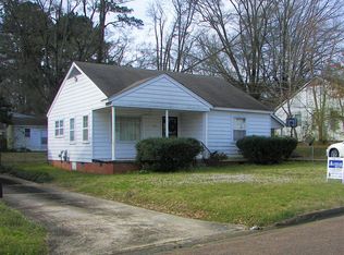 811 W Pecan St, Grenada, MS 38901