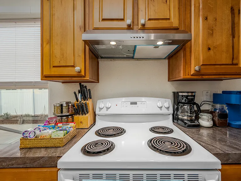 Cozy ambiance and everything you need at your fingertips, this kitchen is perfect for creating memorable moments, whether you're enjoying a quiet morning or sharing meals with loved ones