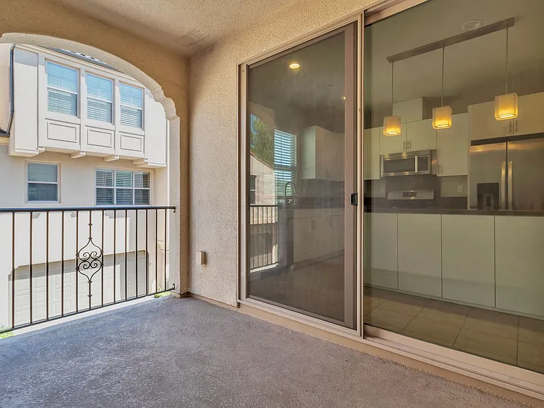 71 Tallowood — Photo 12