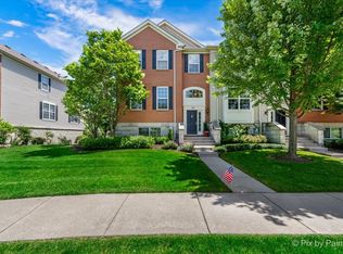 241 Jackson St, Gilberts, IL 60136