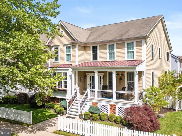1130 Lake Dr E, Trenton, NJ 08691