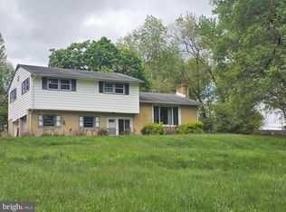 1256 Surrey Rd, West Chester, PA 19382