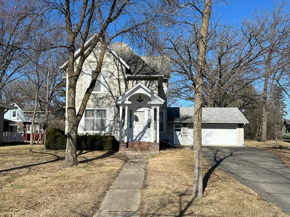 113 2nd St SW, Wadena, MN 56482