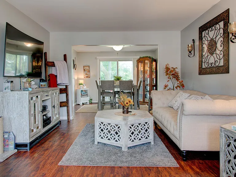 2110 Laporte Ave — Photo 2