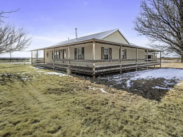 8275 County Road 4, Pampa, TX 79065