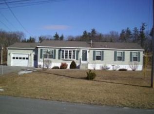 120 Freedom Hill Rd, Hampstead, NH 03841