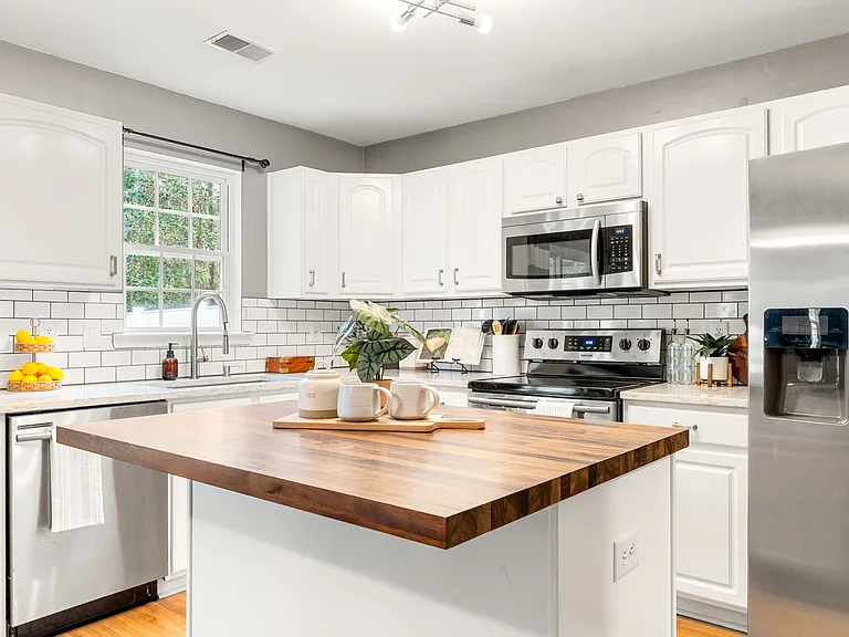 129 Towering Pine Dr — Photo 33