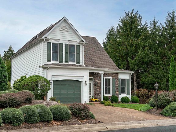 2nd image of 1202 Stonegate Way