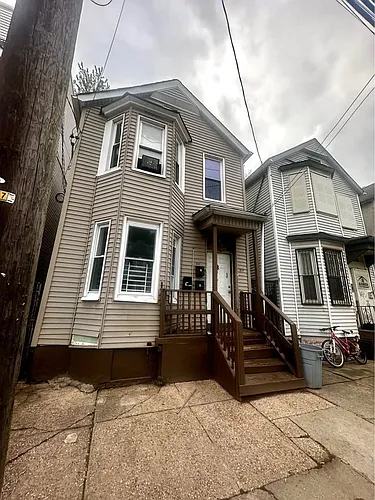 417 S 16th St #1AE Photo 1