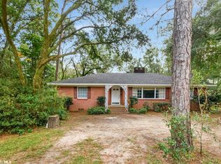 4731 Oxford Dr, Mobile, AL 36618