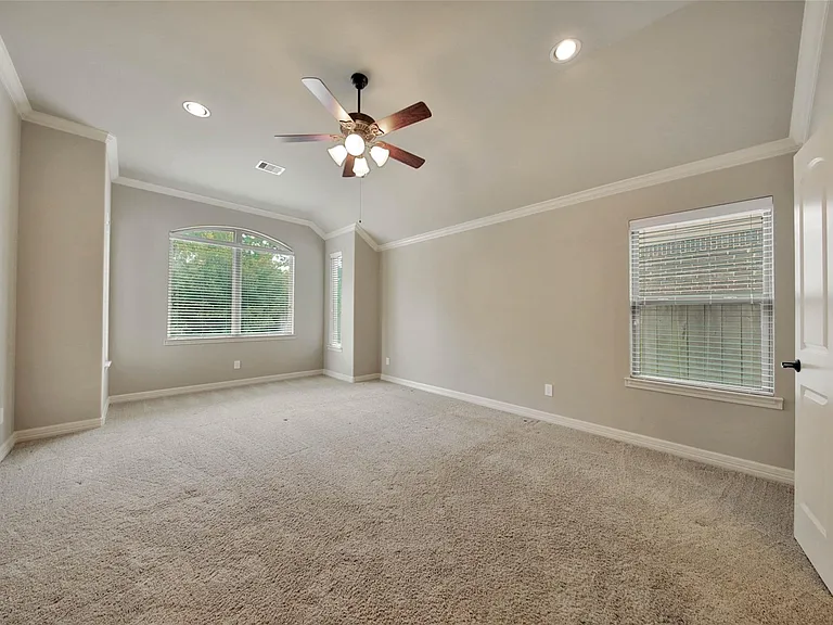 78 Hearthshire Cir — Photo 16
