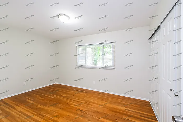 10621 Langford Dr — Photo 9