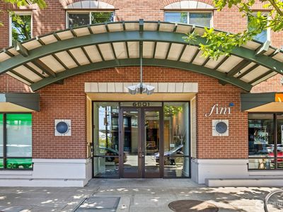 6801 Greenwood Avenue N #106, Seattle, WA, 98103