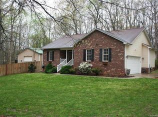 118 Doster Hight Pl, Mount Holly, NC 28120